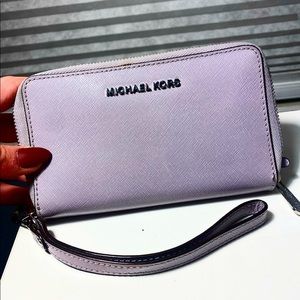 Michael Kors Jet Set Travel wallet/wristlet